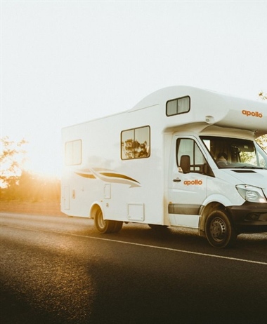 What’s The Difference Between a Motorhome and a Campervan?