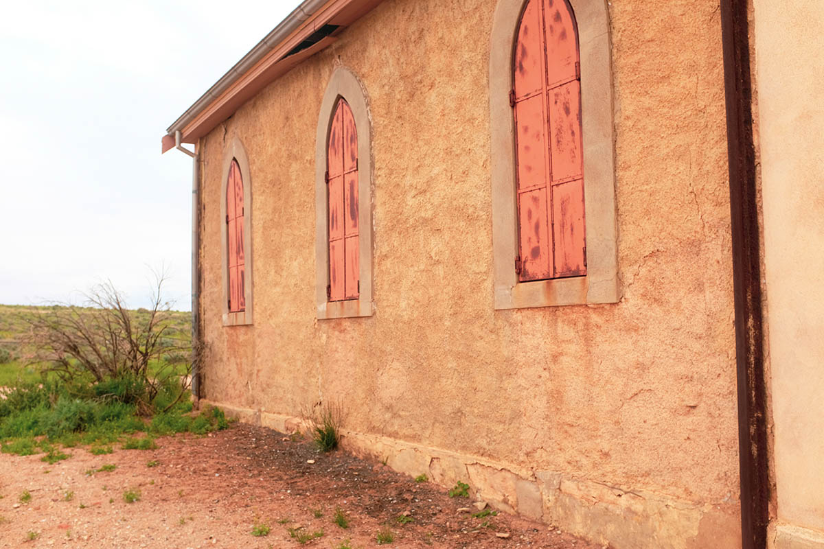 Sydney to Broken Hill - Outback Church